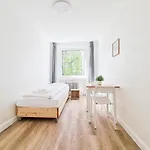 Tolstov - Monteurwohnungen - 3 Schlafzimmer - Kueche - Balkon - Waschmaschine - 25 Min Zur Messe Dus Διαμέρισμα Heiligenhaus
