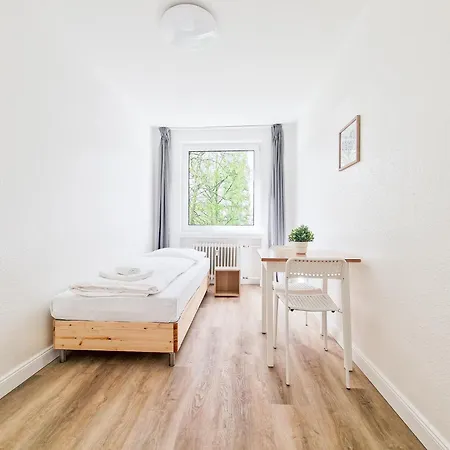 Raj Living - Monteurwohnungen - 3 Schlafzimmer - Kueche - Balkon - Waschmaschine - 25 Min Zur Messe Dus Apartment Heiligenhaus