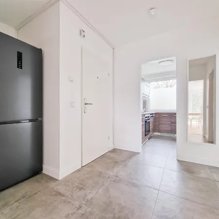 Apartment Raj Living - Monteurwohnungen - 3 Schlafzimmer - Kueche - Balkon - Waschmaschine - 25 Min Zur Messe Dus