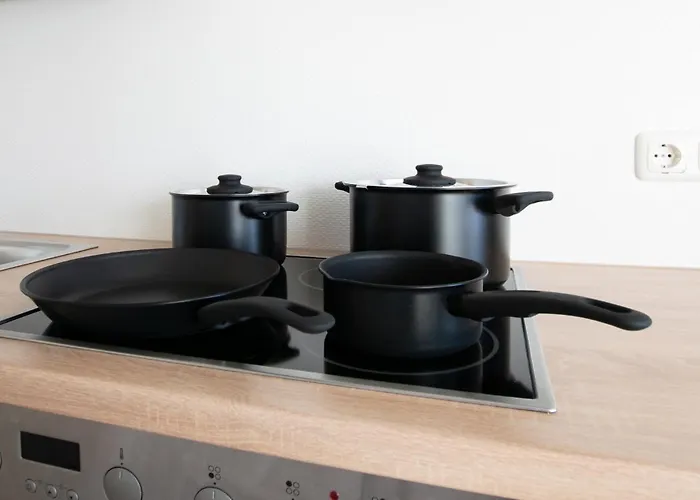 Tolstov - Monteurwohnungen - 3 Schlafzimmer - Kueche - Balkon - Waschmaschine - 25 Min Zur Messe Dus Heiligenhaus